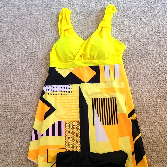 Swimdress with bottoms - Picture 1 of 3